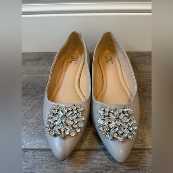 JG Women’s Faction Shoes Size 9 ,Color Light Grey - Picture 1 of 7